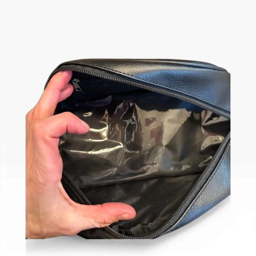 Black Leather Toiletries Bag
